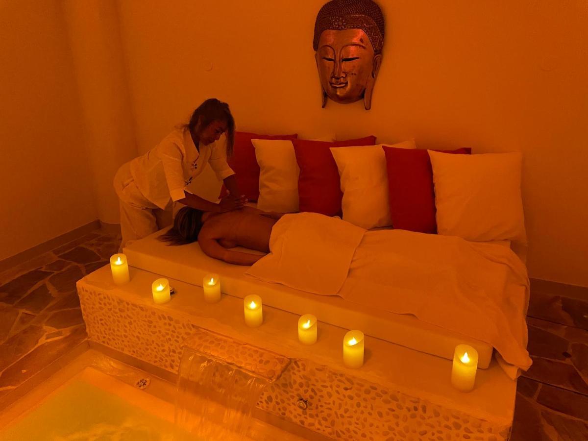 Hotel & Spa Gasquet Bagnères-de-Luchon Екстериор снимка